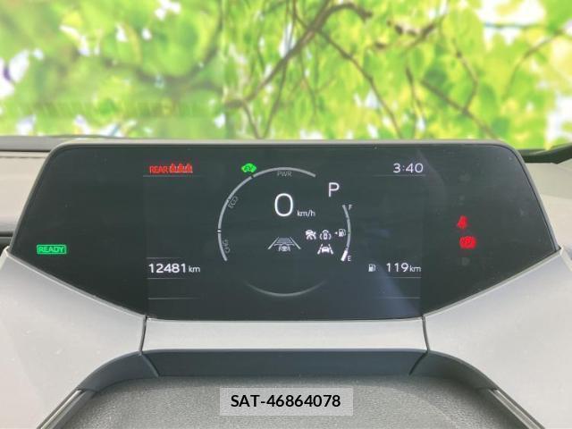 Toyota PRIUS 2024-04 8330559-10
