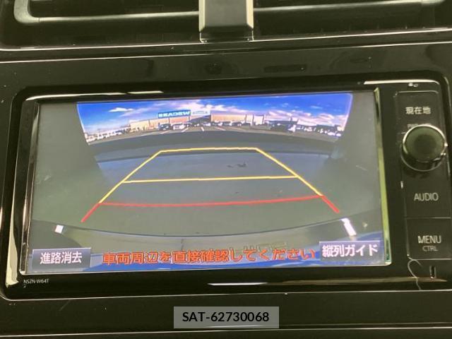 Toyota PRIUS 2016-04 8330670-13
