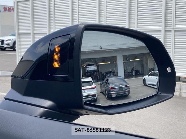 Audi Q5 2024-09 8329738-10