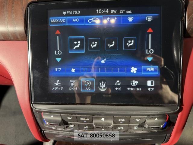 Maserati QUATTROPORTE 2017-12 8328946-7