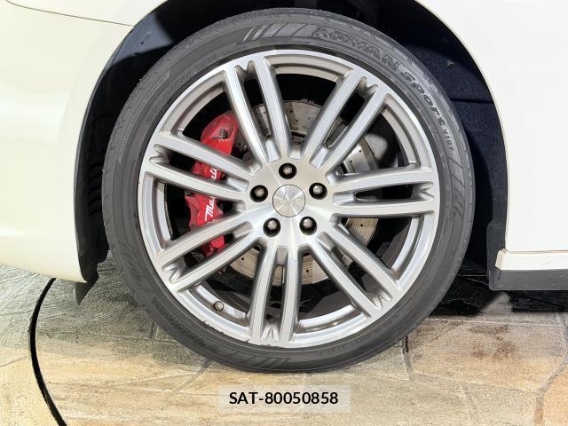Maserati QUATTROPORTE 2017-12 8328946-8