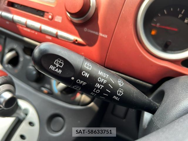 Subaru R1 2005-01 8328709-19