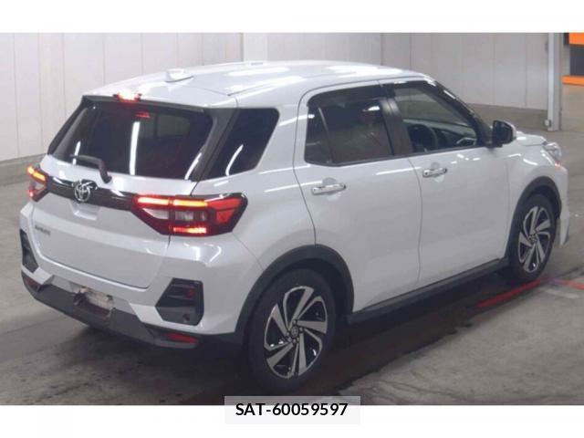 Toyota RAIZE 2021-09 8330107-1