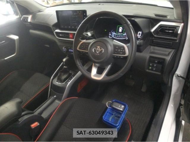 Toyota RAIZE 2020-07 8330111-2