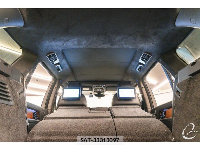 Land Rover RANGE ROVER 2018-11 8328122-17