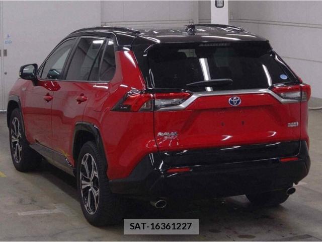 Toyota RAV4 PHV 2021-09 8328847-1