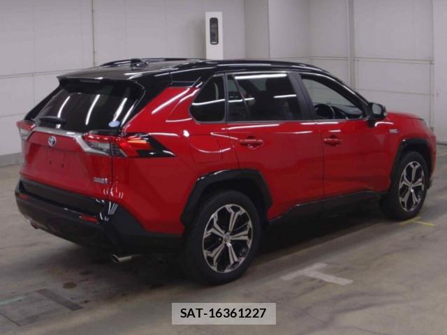 Toyota RAV4 PHV 2021-09 8328847-5