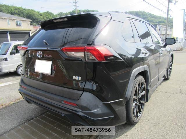 Toyota RAV4 2019-07 8327900-3