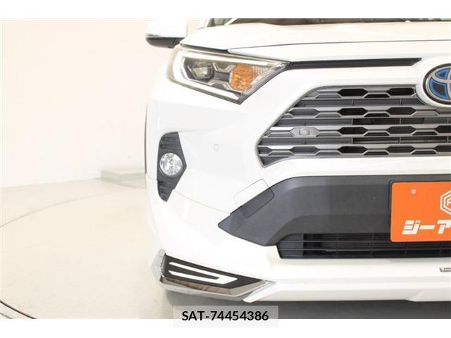 Toyota RAV4 2019-05 8327939-15