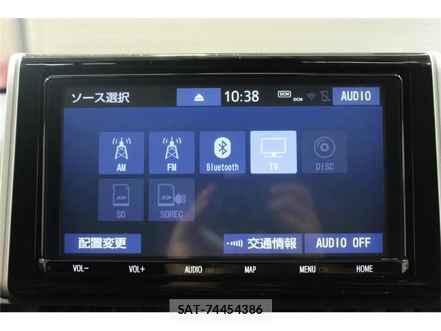 Toyota RAV4 2019-05 8327939-2