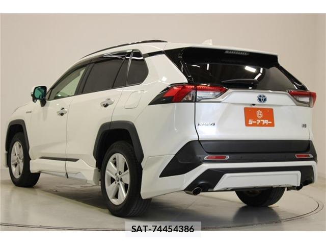 Toyota RAV4 2019-05 8327939-9