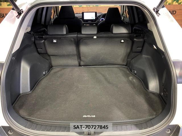 Toyota RAV4 2023-03 8328020-10