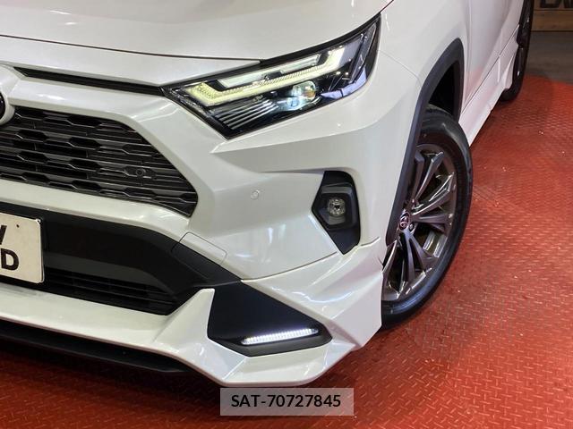 Toyota RAV4 2023-03 8328020-11