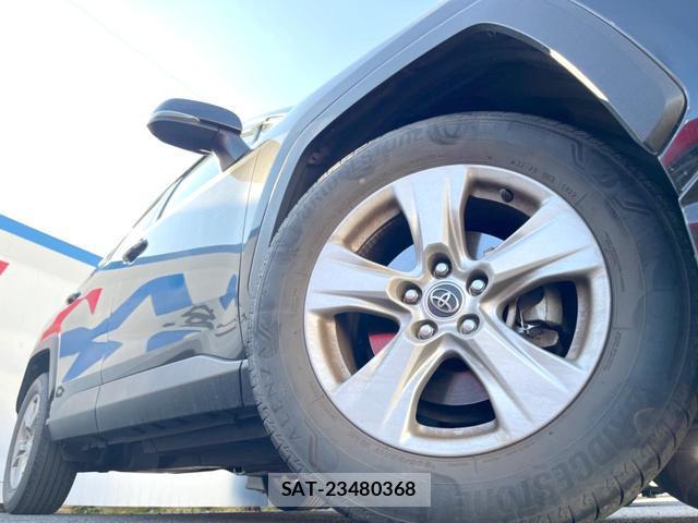 Toyota RAV4 2019-07 8328159-12