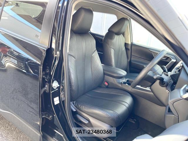 Toyota RAV4 2019-07 8328159-8