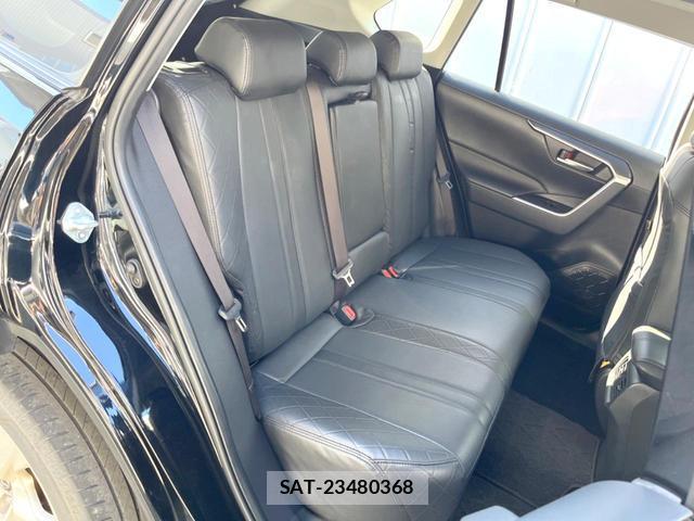 Toyota RAV4 2019-07 8328159-9