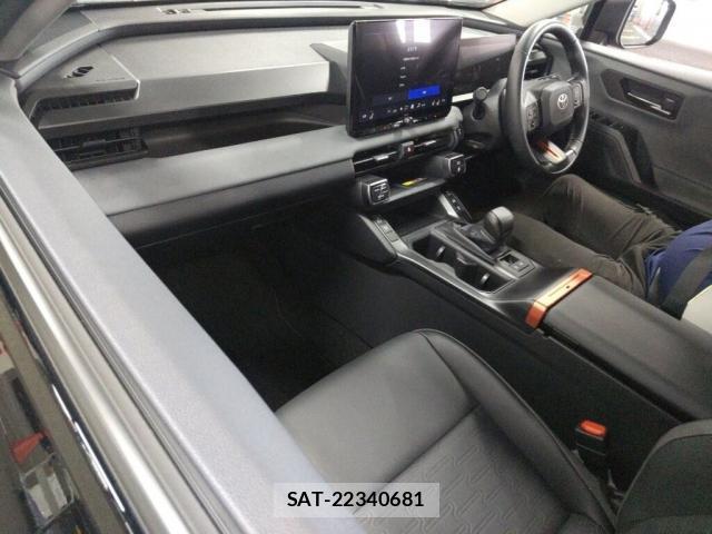 Toyota RAV4 2026-02 8328504-2