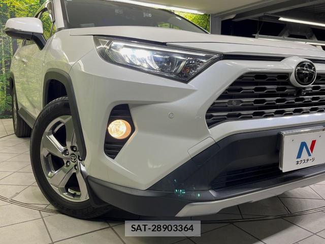 Toyota RAV4 2020-10 8328535-13