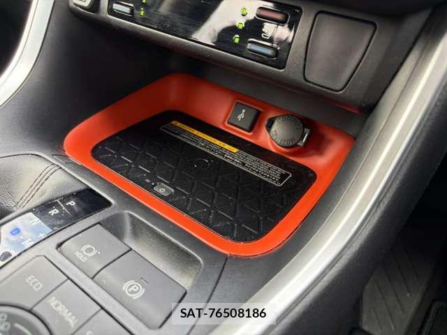 Toyota RAV4 2021-02 8328736-12
