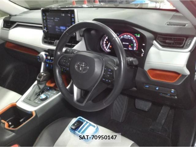Toyota RAV4 2022-10 8328832-2