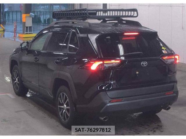 Toyota RAV4 2021-07 8330108-4