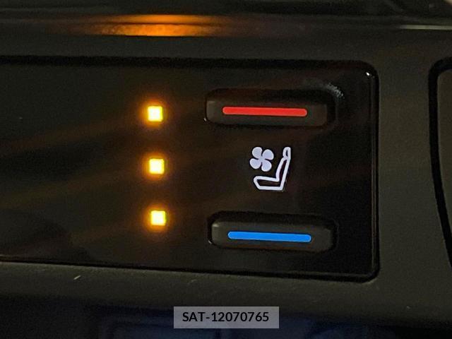 Toyota RAV4 2022-12 8330182-5