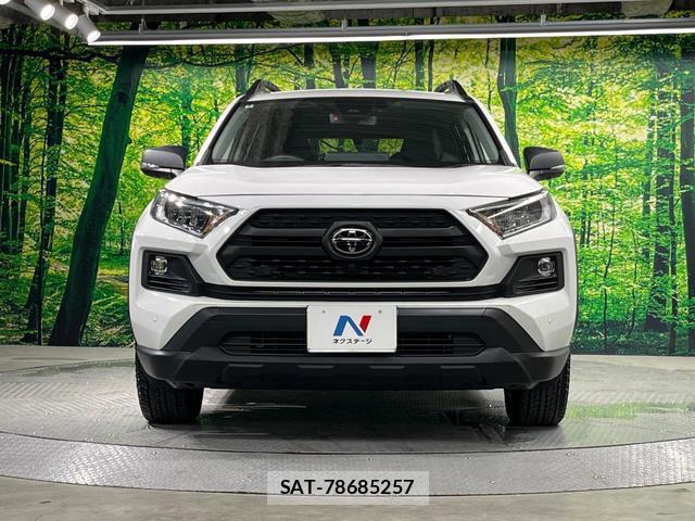 Toyota RAV4 2024-08 8330293-13
