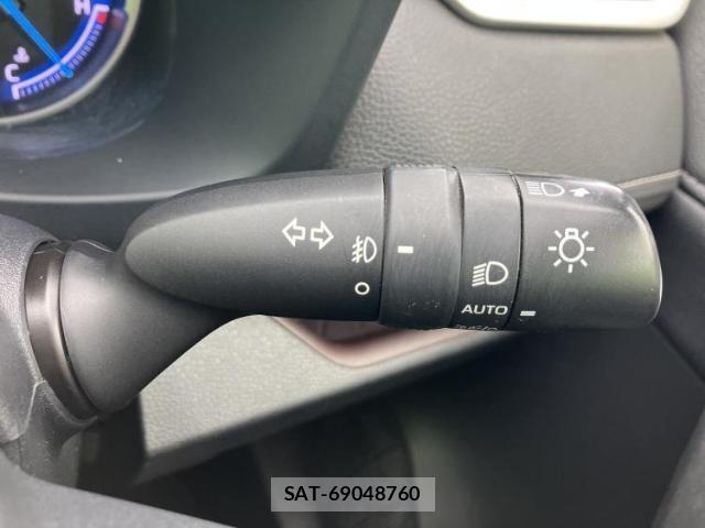 Toyota RAV4 2020-12 8330539-14