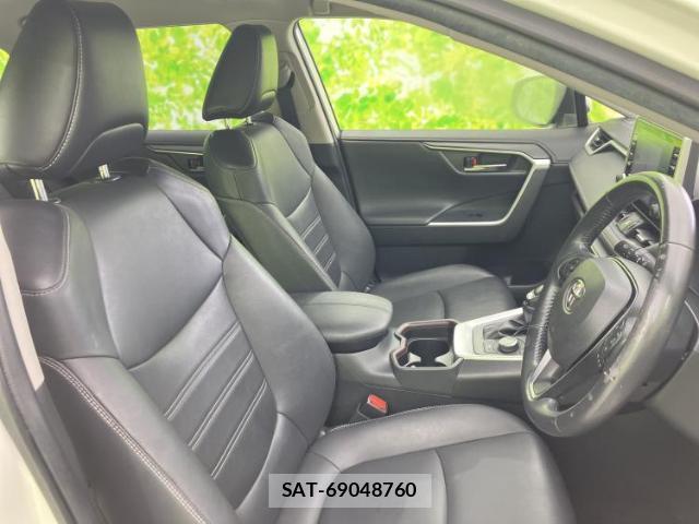 Toyota RAV4 2020-12 8330539-3