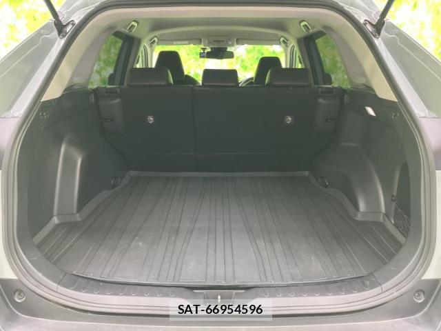 Toyota RAV4 2022-06 8330626-7