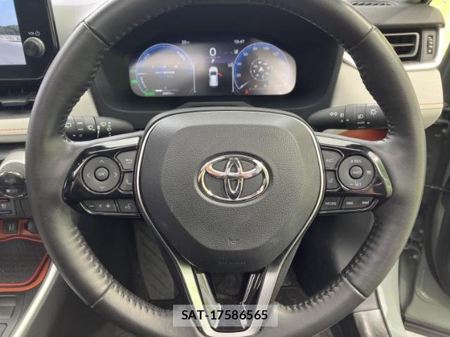 Toyota RAV4 2023-06 8330647-15