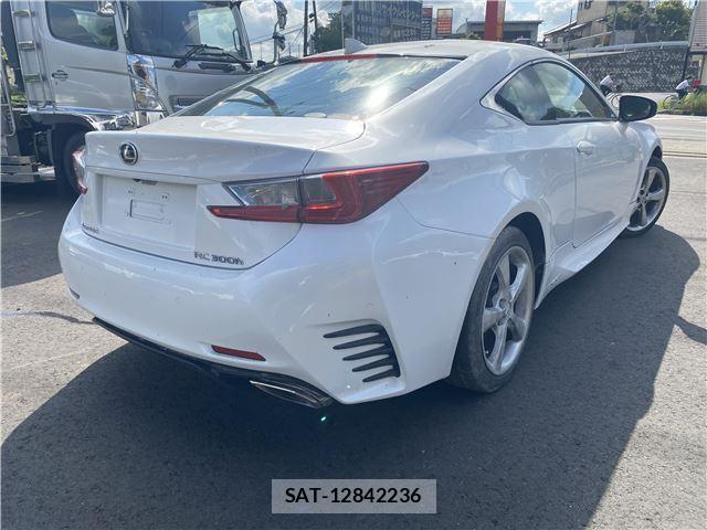 Lexus RC 2015-06 8329588-1