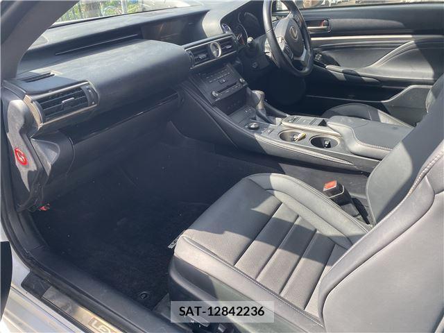 Lexus RC 2015-06 8329588-7