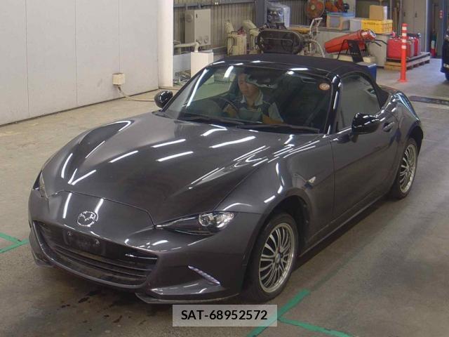 Mazda ROADSTER 2021-02 8328663-3