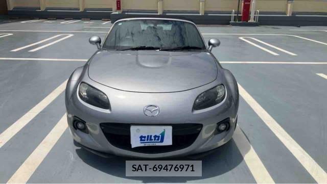 Mazda ROADSTER 2014-01 8329276-8