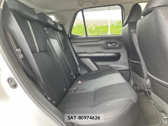 Daihatsu ROCKY 2022-11 8329813-4