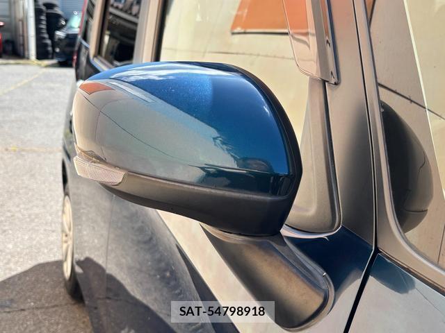 Toyota ROOMY 2017-01 8327841-11