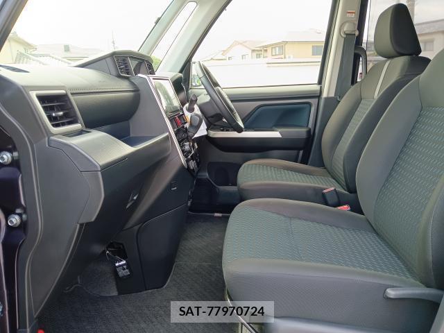 Toyota ROOMY 2023-10 8327861-9
