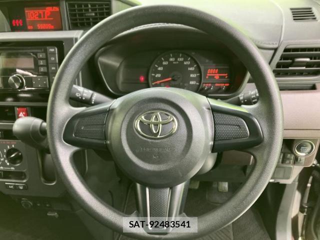 Toyota ROOMY 2020-06 8329118-10