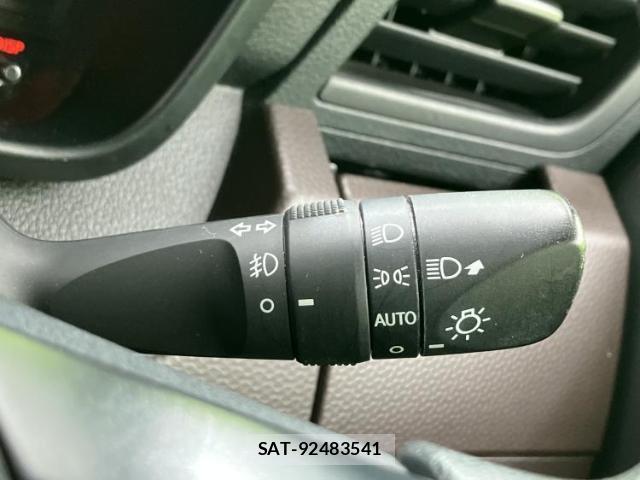 Toyota ROOMY 2020-06 8329118-11