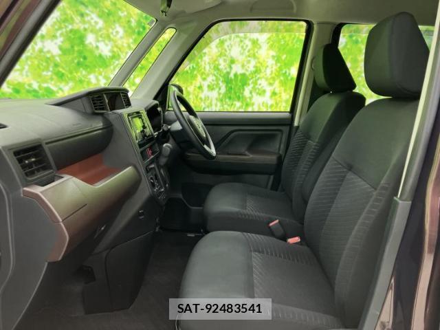 Toyota ROOMY 2020-06 8329118-5