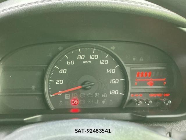 Toyota ROOMY 2020-06 8329118-9