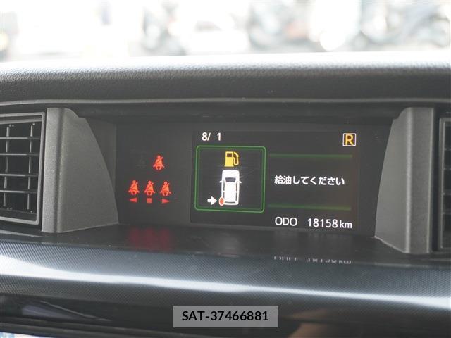 Toyota ROOMY 2019-07 8329226-9