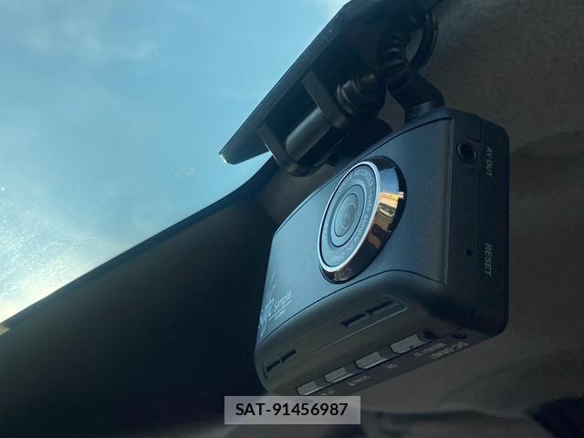 Toyota ROOMY 2021-08 8329417-12