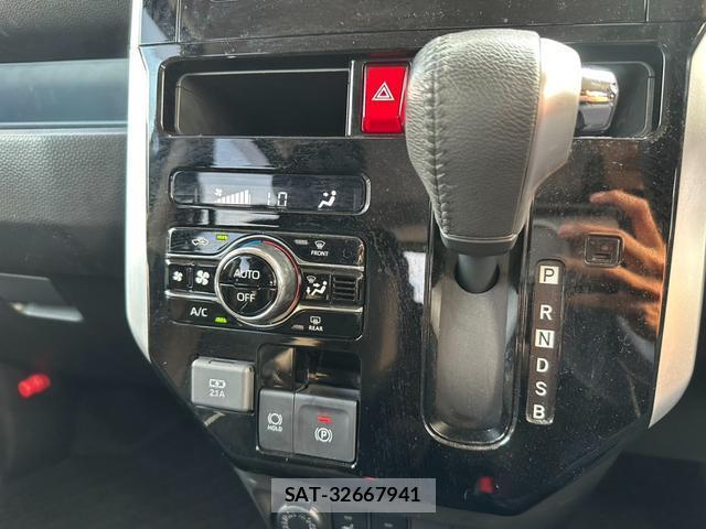 Toyota ROOMY 2021-06 8329719-11