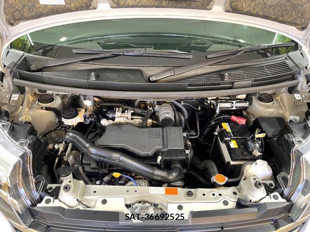 Toyota ROOMY 2023-08 8329744-16
