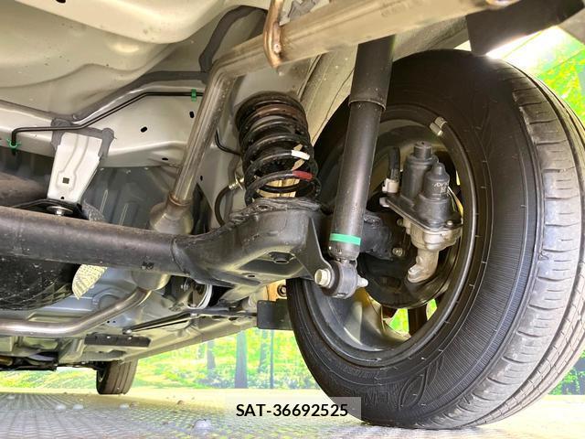 Toyota ROOMY 2023-08 8329744-19