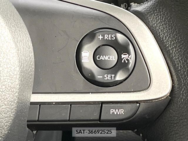Toyota ROOMY 2023-08 8329744-4