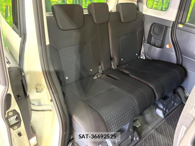 Toyota ROOMY 2023-08 8329744-7