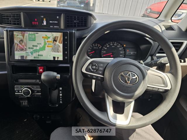 Toyota ROOMY 2021-06 8329820-4